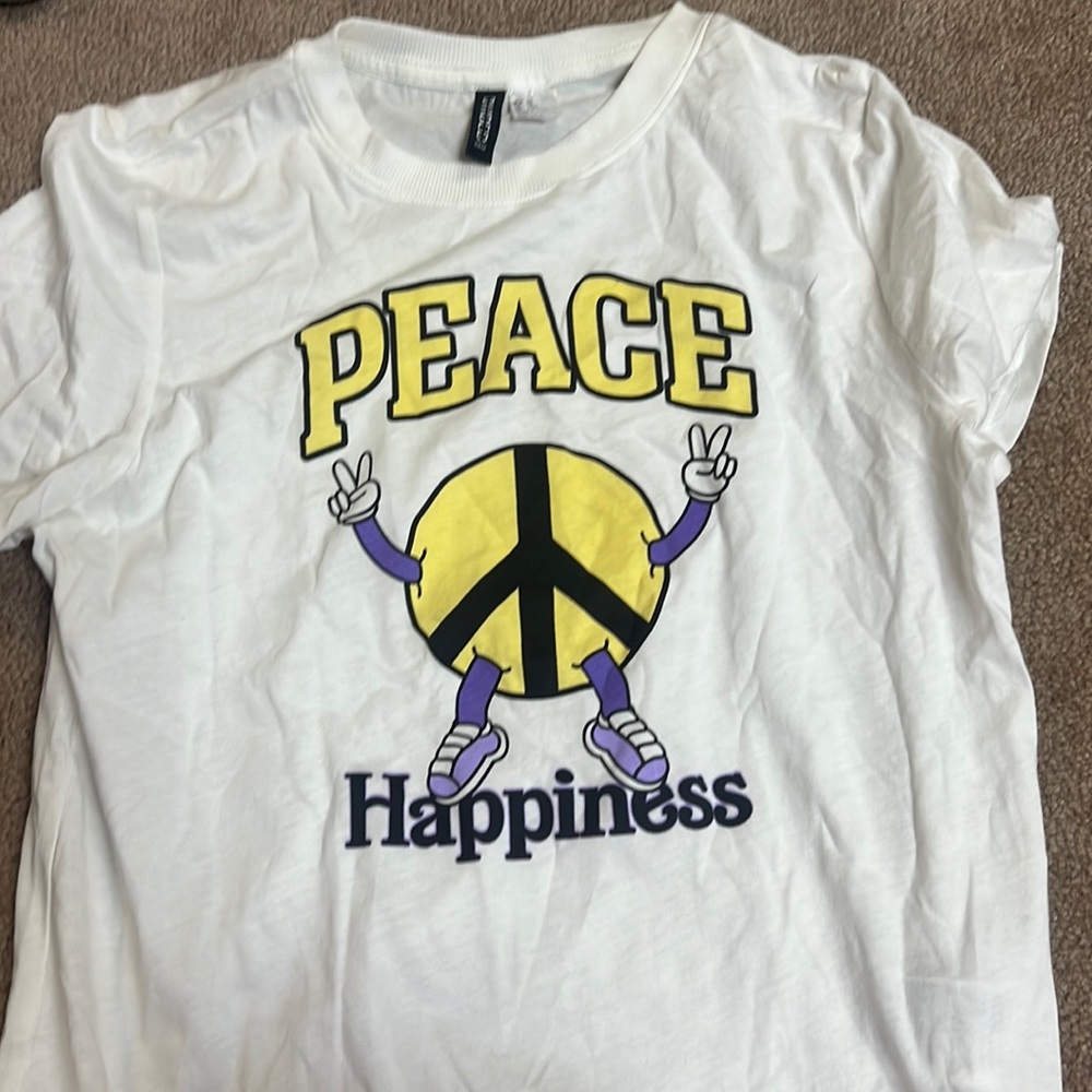 hnm tee